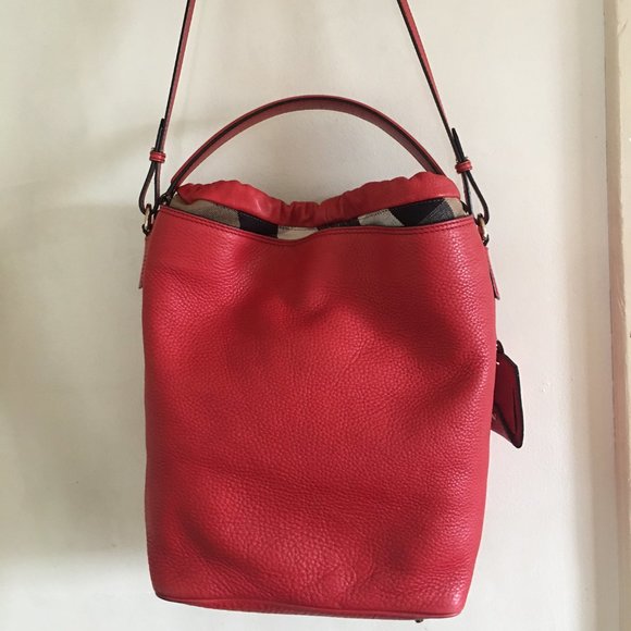 Burberry Ashby Red Soft Pebbled Leather Tote Bag - Picture 3 of 16